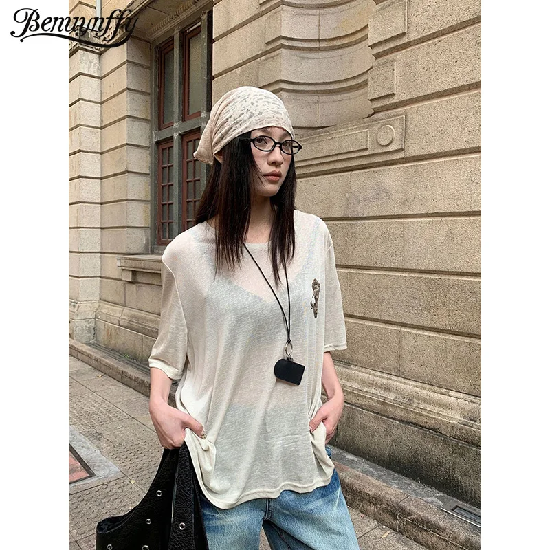 Benuynffy Vintage Half Sleeve Graphic T-Shirts Women 2026 Summer New Round Neck Casual Loose Female Top Streetwear Clothes
Benuynffy Vintage Half Sleeve Graphic T-Shirts Women 2026 Summer New Round Neck Casual Loose Female Top Streetwear Clothes