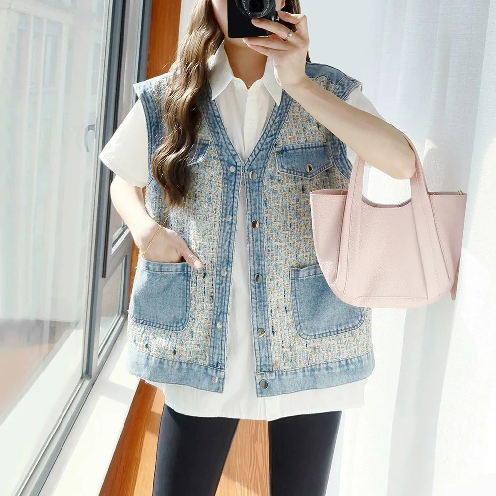 Fashion New Oversize Women's Clothing Denim Vest Spring Autumn Woven Splicing Women's Waistcoat Vintage Loose Sleeveless Jacket
Fashion New Oversize Women's Clothing Denim Vest Spring Autumn Woven Splicing Women's Waistcoat Vintage Loose Sleeveless Jacket