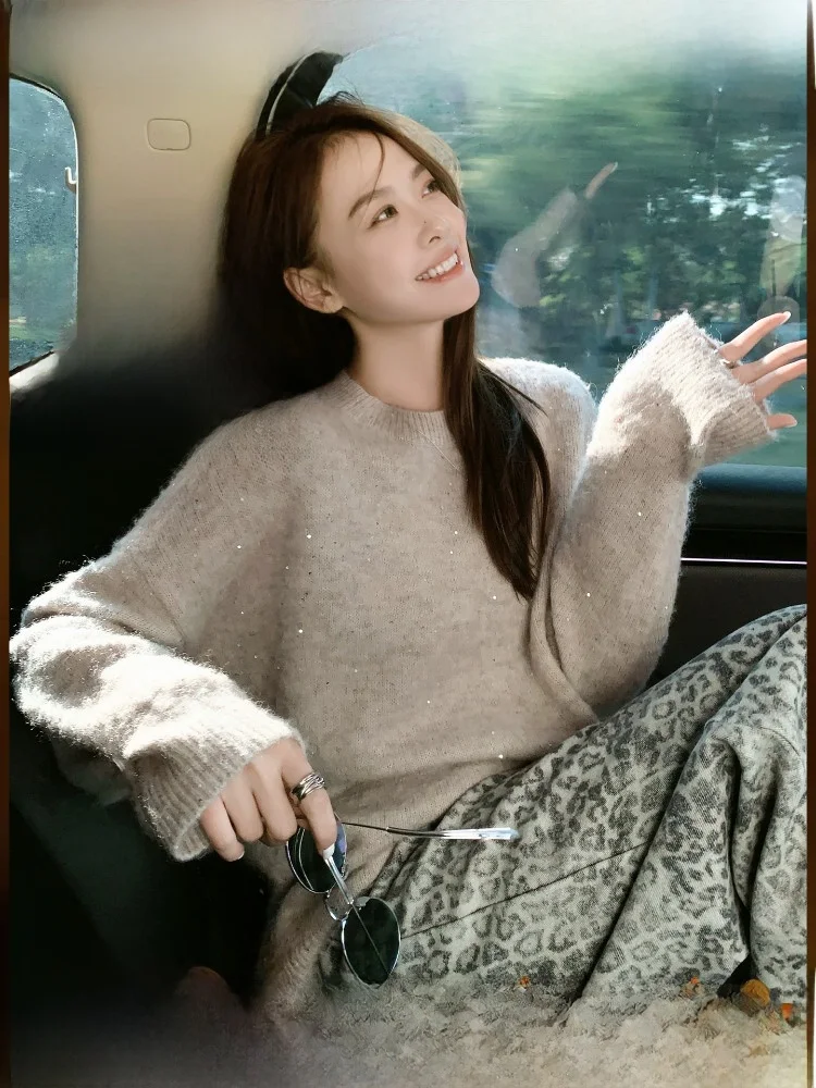 MeiYang Camel Hair Knitted Sweater round Ne Flaing Star Design Spring Faion Women's Loose Fit Long Sve Knitwear
MeiYang Camel Hair Knitted Sweater round Ne Flaing Star Design Spring Faion Women's Loose Fit Long Sve Knitwear
