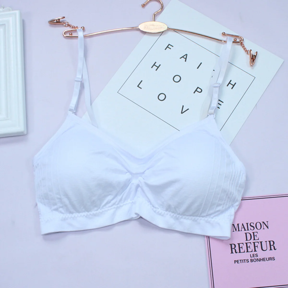 Sports Bra Padded Seamless High Impact Breathable Stretchy Fitness Underwear for Yoga Gym Workout White Yoga Bras
Sports Bra Padded Seamless High Impact Breathable Stretchy Fitness Underwear for Yoga Gym Workout White Yoga Bras