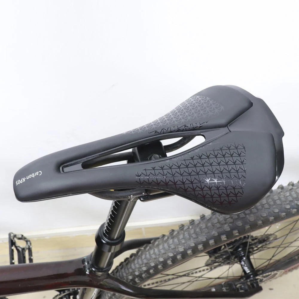 Black Carbon Saddle Road MTB Racing Bike Saddles Bicycle Seat Comfortable Hollow Cushion Sports Cycling Seating Parts 250*143mm
Black Carbon Saddle Road MTB Racing Bike Saddles Bicycle Seat Comfortable Hollow Cushion Sports Cycling Seating Parts 250*143mm