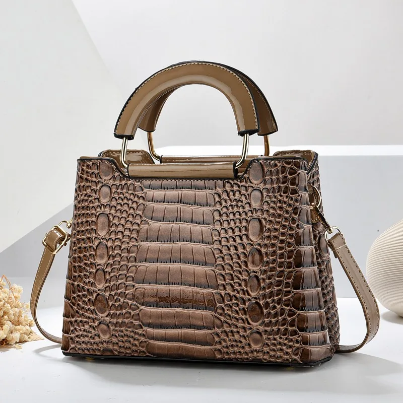 High Quality Leather Luxury Handbags Women Bags Designer Handbags Ladies Crossbody Hand Bags for Women 2024 New Shoulder Bags
High Quality Leather Luxury Handbags Women Bags Designer Handbags Ladies Crossbody Hand Bags for Women 2024 New Shoulder Bags