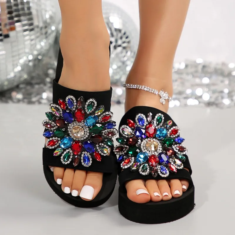 New Colorful Diamond Thick Soled Slippers with Fashionable Round Toe Hollow Out Anti Slip Sloping Heels
New Colorful Diamond Thick Soled Slippers with Fashionable Round Toe Hollow Out Anti Slip Sloping Heels