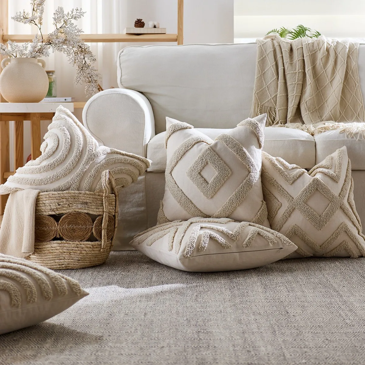 Vintage Hotel Style Pillow Covers for Sofa&Bed,Modern Luxury Geometric Throw Pillow Covers with Lumbar Support - Soft decorative
Vintage Hotel Style Pillow Covers for Sofa&Bed,Modern Luxury Geometric Throw Pillow Covers with Lumbar Support - Soft decorative