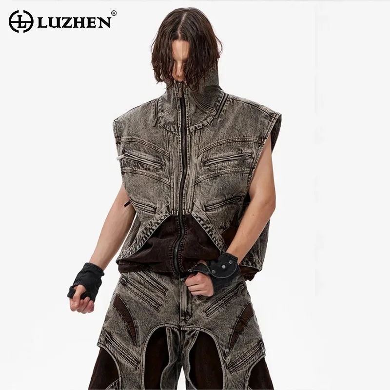 LUZHEN 2025 New Personalized High Street Denim Sleeveless Vest Jacket Men's Original Vintage Splicing Design Waistcoat JY2081
LUZHEN 2025 New Personalized High Street Denim Sleeveless Vest Jacket Men's Original Vintage Splicing Design Waistcoat JY2081