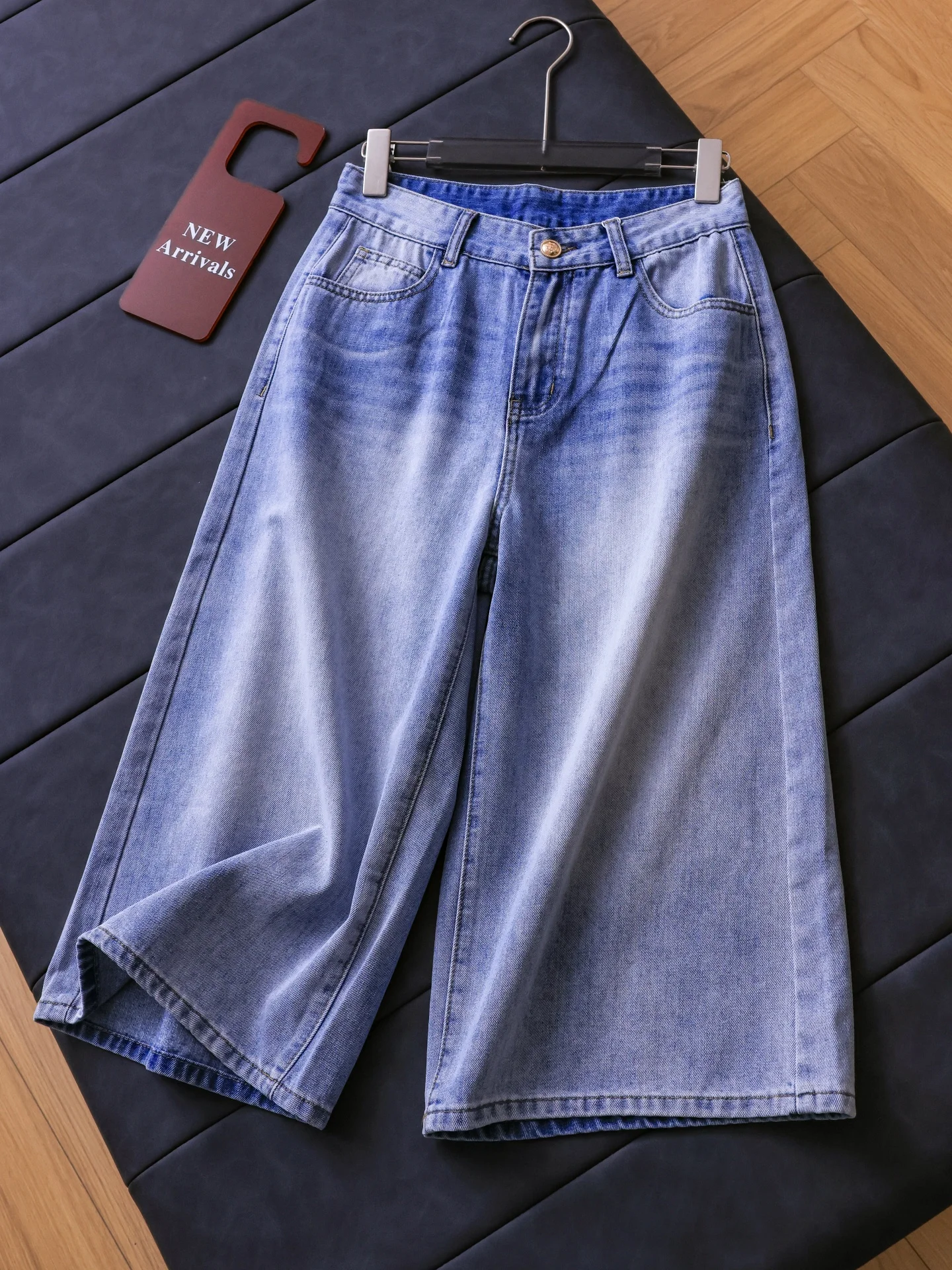 Slimming High Waist Wide Leg Jeans Casual Washed Blue Jeans Straight Cut Pants Comfortable Breathable Cotton Blend Fabric
Slimming High Waist Wide Leg Jeans Casual Washed Blue Jeans Straight Cut Pants Comfortable Breathable Cotton Blend Fabric