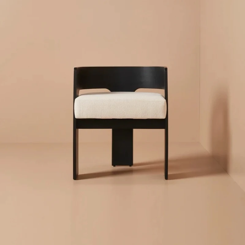 New Chinese retro dining chair modern simple dining room living room solid wood dining chair designer cream style back chair
New Chinese retro dining chair modern simple dining room living room solid wood dining chair designer cream style back chair