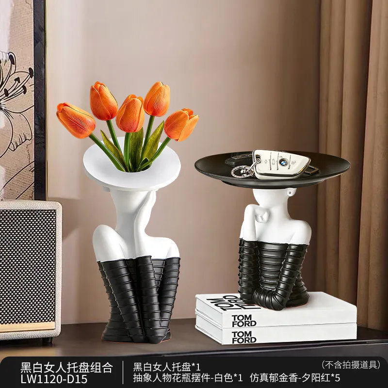 High-end aesthetic vase with artificial flowers for desktop decoration
High-end aesthetic vase with artificial flowers for desktop decoration