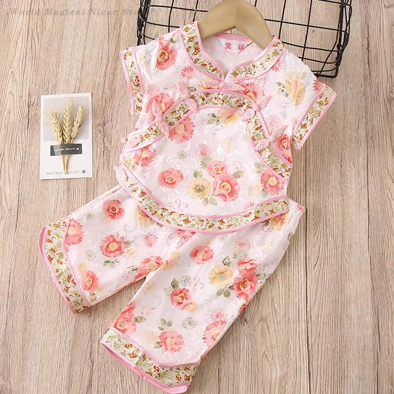 Baby Girls Tang Suit Summer Printed Traditional Clothing Kids Chinese Style Sweet Cheongsam Set Hundred Days Photography Hanfu
Baby Girls Tang Suit Summer Printed Traditional Clothing Kids Chinese Style Sweet Cheongsam Set Hundred Days Photography Hanfu