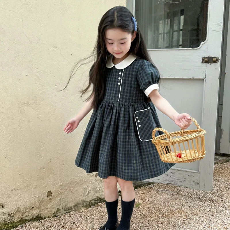 2026 Hand Smocked Children's Vintage Preppy Green Costume Plaid Slant Pocket Girls Short Sleeve Dress Smocked Embroidery Dress
2026 Hand Smocked Children's Vintage Preppy Green Costume Plaid Slant Pocket Girls Short Sleeve Dress Smocked Embroidery Dress