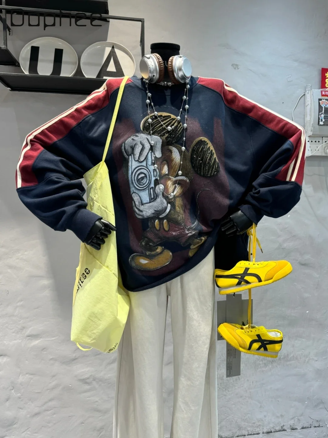 European Goods Retro Contrasting Colors Sweatshirt Women's Autumn New Loose Cartoon Printed Bright Line Decorative Top 2025
European Goods Retro Contrasting Colors Sweatshirt Women's Autumn New Loose Cartoon Printed Bright Line Decorative Top 2025