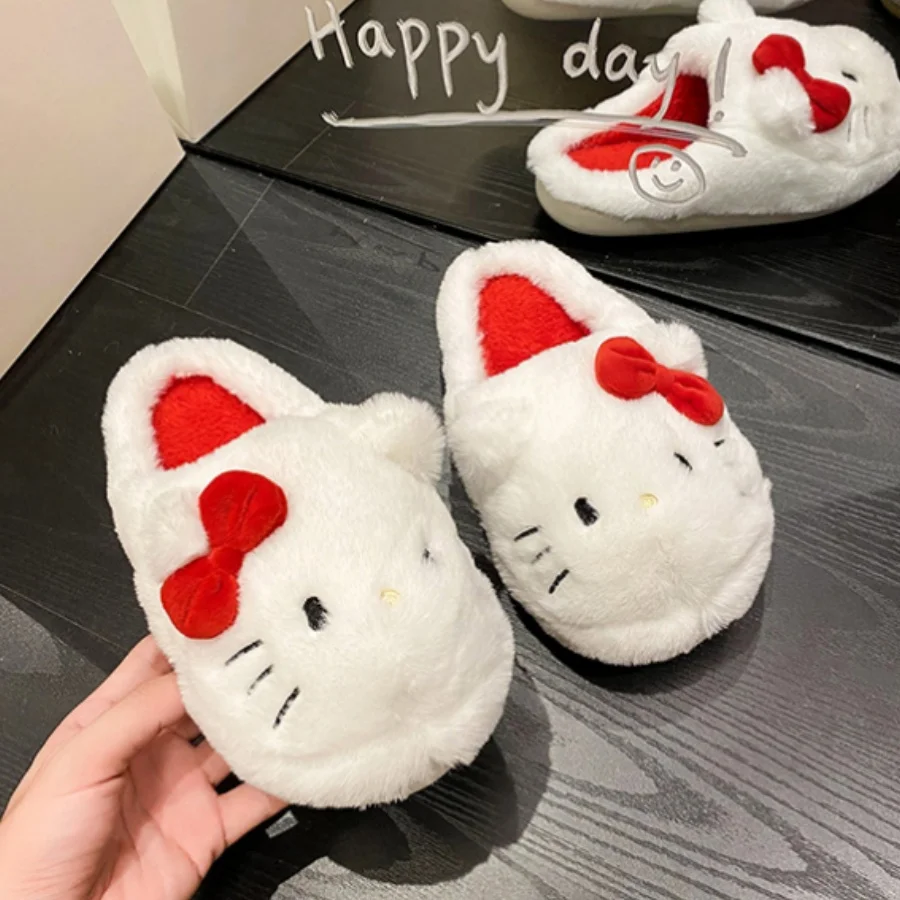 Cute cat cotton slippers, thickened women's models, a must-have for fall and winter, home, dormitory girls keep warm gods!
Cute cat cotton slippers, thickened women's models, a must-have for fall and winter, home, dormitory girls keep warm gods!