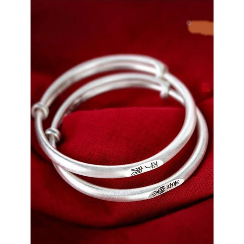 Bracelet S999 Silver Push-Pull Rabbit Tiger Longevity Lock Fashion Versatile
Bracelet S999 Silver Push-Pull Rabbit Tiger Longevity Lock Fashion Versatile