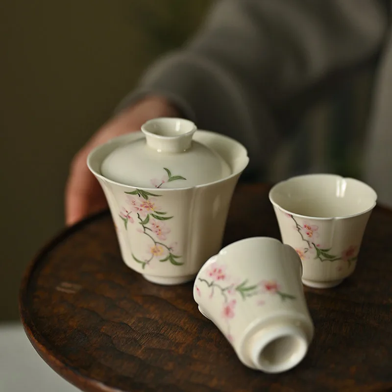 Jingdezhen Apricot White Glaze Famille Rose Hand Drawning Water Point Peach Flower Sunflower Mouth Cover Teacup Women's Set
Jingdezhen Apricot White Glaze Famille Rose Hand Drawning Water Point Peach Flower Sunflower Mouth Cover Teacup Women's Set