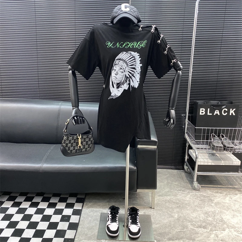 2022 New fashion Designer new style Famous brand printing strapless Medium and long-term T-shirt summer Irregular top
2022 New fashion Designer new style Famous brand printing strapless Medium and long-term T-shirt summer Irregular top