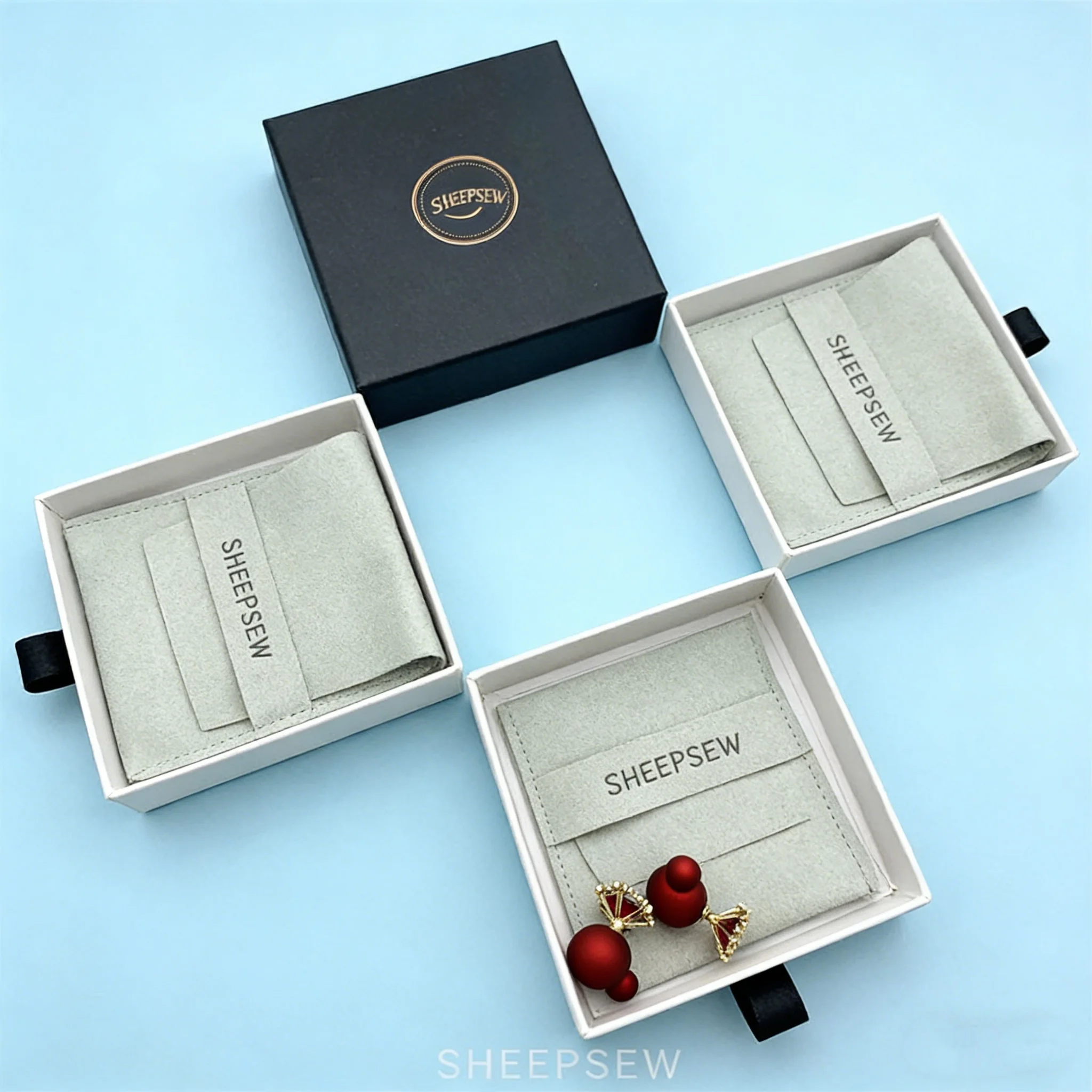 SHEEPSEW Customized Logo Microfiber Jewelry Pouch Bag & Drawer Cardboard Jewelry Box Set | Luxury Packaging
SHEEPSEW Customized Logo Microfiber Jewelry Pouch Bag & Drawer Cardboard Jewelry Box Set | Luxury Packaging