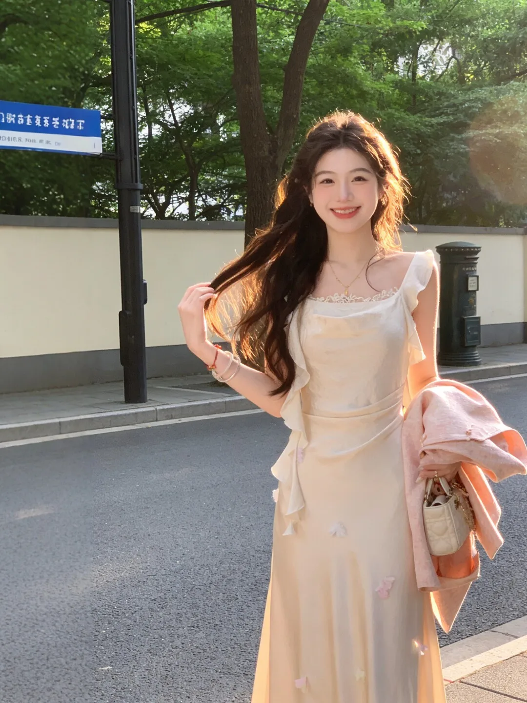 Sweet Soft Style Acetate Satin Wrap Dress Slim Fit Summer Fashion High Waist French Style without Sleeve Women's Dress
Sweet Soft Style Acetate Satin Wrap Dress Slim Fit Summer Fashion High Waist French Style without Sleeve Women's Dress