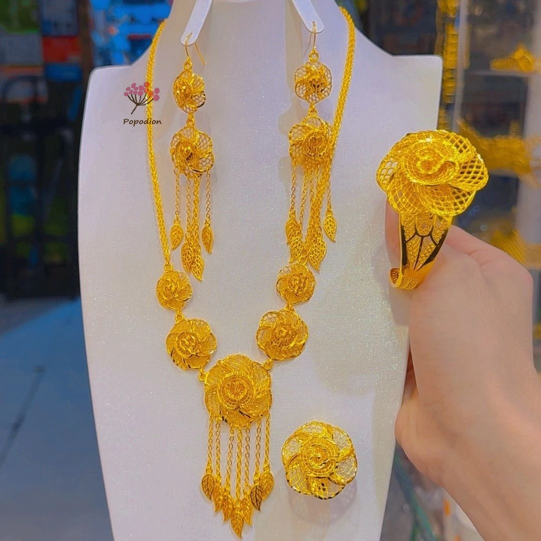 Middle East Dubai New Gold Plated Necklace Earrings Ring Bracelet Wedding Party Jewelry Set for Women DD10408
Middle East Dubai New Gold Plated Necklace Earrings Ring Bracelet Wedding Party Jewelry Set for Women DD10408