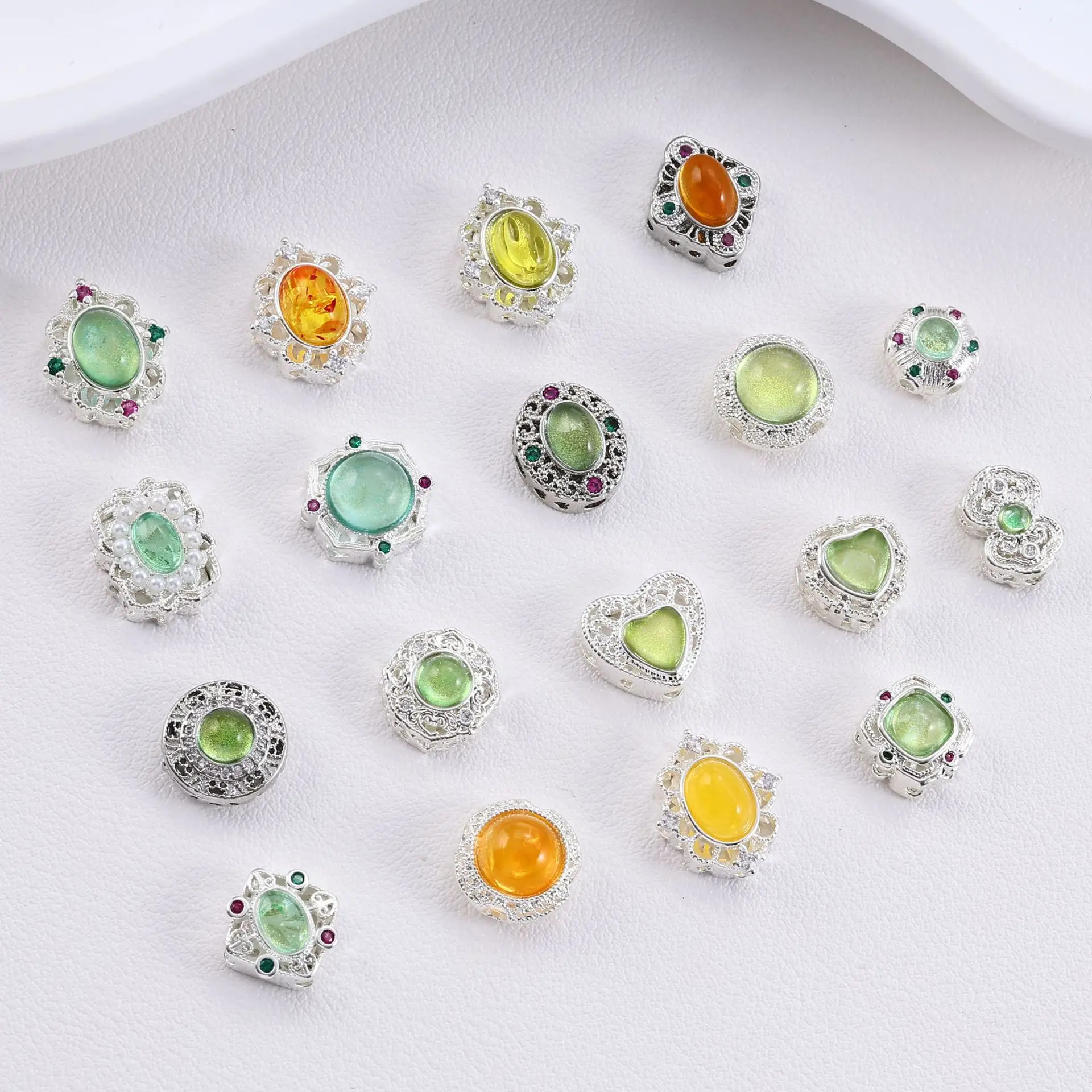 5 Copper Plated Silver Multi-pass Inlaid Colored Zirconium Spacer Bead DIY Bracelet Necklace Beaded Jewelry Accessorie Wholesale
5 Copper Plated Silver Multi-pass Inlaid Colored Zirconium Spacer Bead DIY Bracelet Necklace Beaded Jewelry Accessorie Wholesale