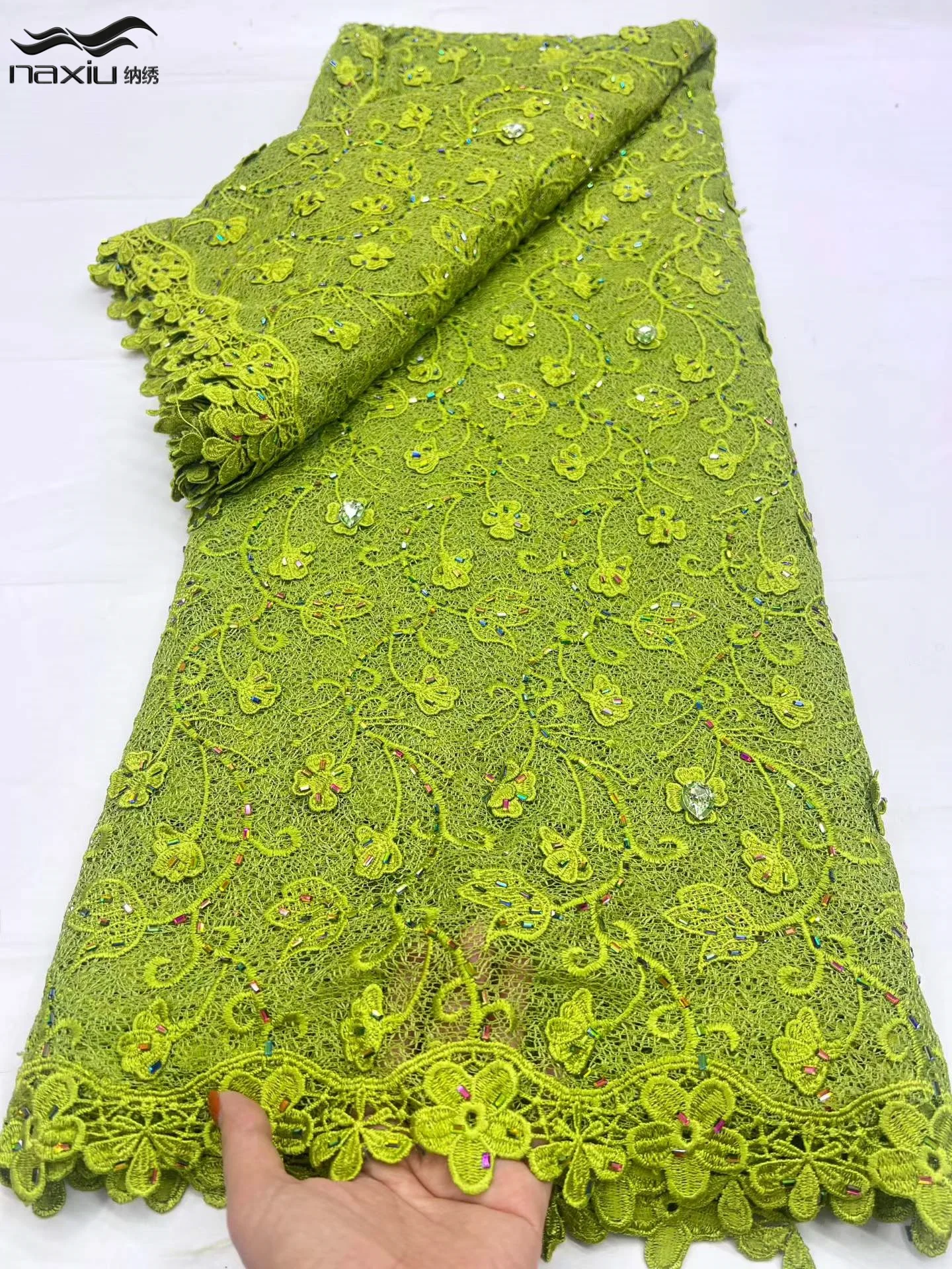 Madison 2026 Nigerian Embroidered Water Soluble Lace Fabric African French Stones Guipure for Women's Dress Sewing 5 Yards
Madison 2026 Nigerian Embroidered Water Soluble Lace Fabric African French Stones Guipure for Women's Dress Sewing 5 Yards