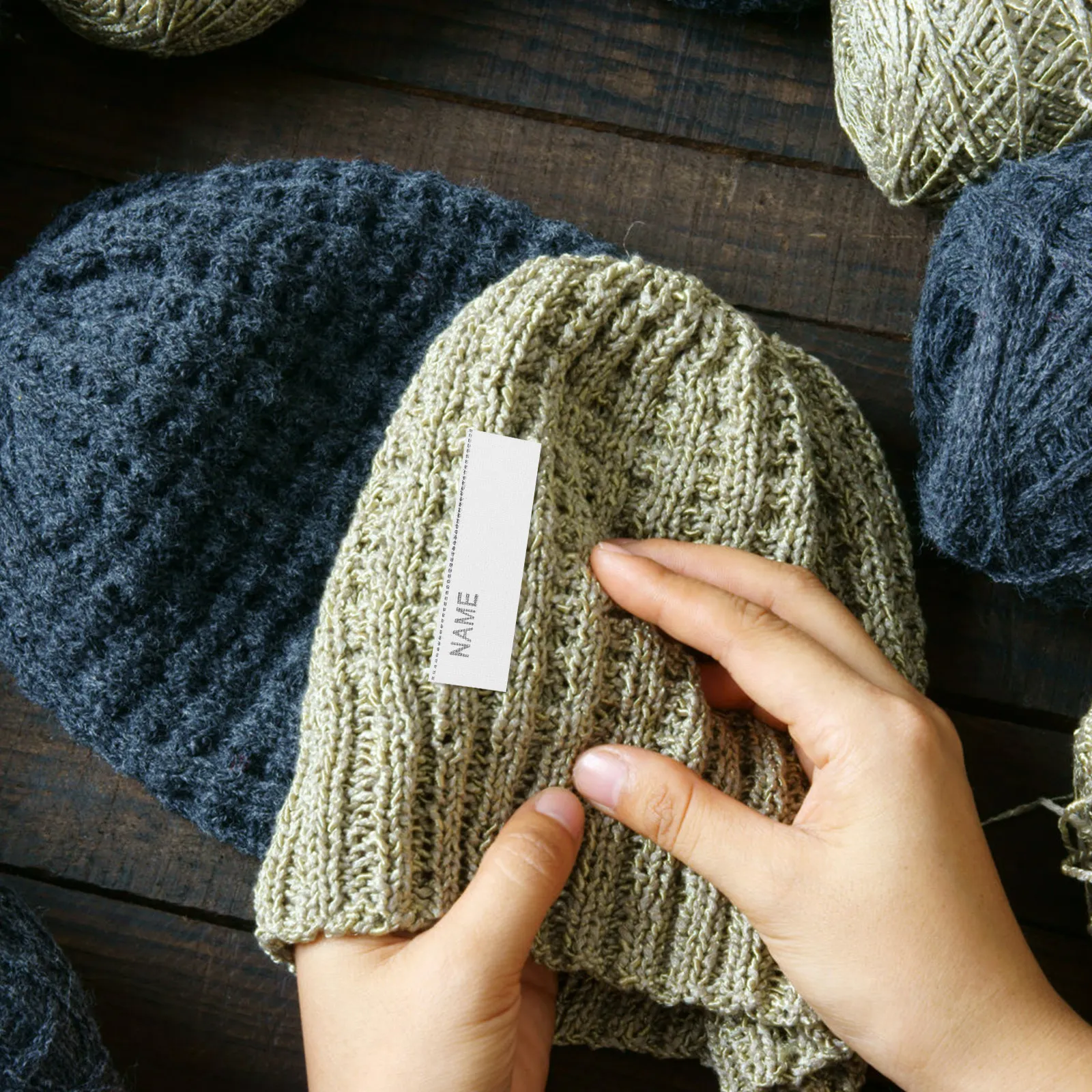 1 Set Self-Stick Kids Clothes Labels Write-on Fabric Name Tags Washable for School Uniforms Clothing Identification
1 Set Self-Stick Kids Clothes Labels Write-on Fabric Name Tags Washable for School Uniforms Clothing Identification