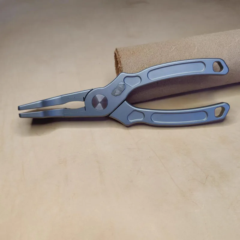 Кожаные клейкие зажимы для инструментов для кожи своими руками - плоскогубцы из титановой кожи с плоской нагрузкой
Кожаные клейкие зажимы для инструментов для кожи своими руками - плоскогубцы из титановой кожи с плоской нагрузкой