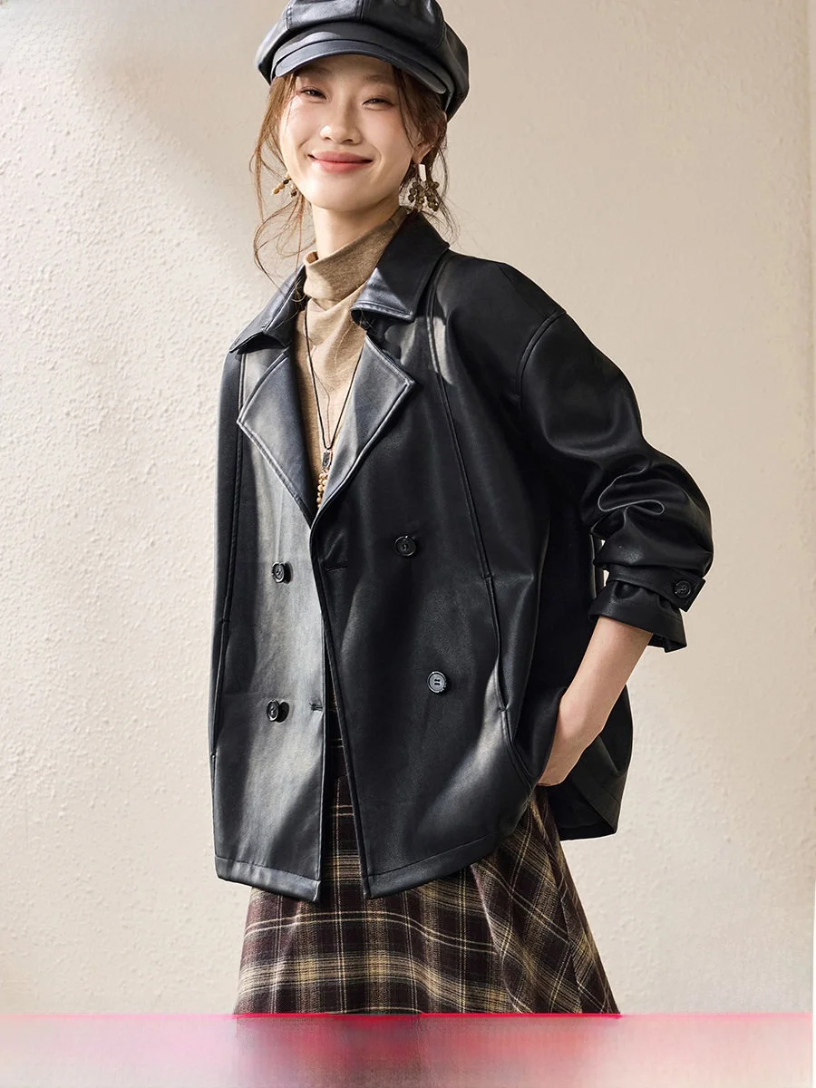 Mo Han Mei классический кожаный джерт с двойной пуговицей, женский простой весенний новый поступление, корейская версия для поездок на работу
Mo Han Mei классический кожаный джерт с двойной пуговицей, женский простой весенний новый поступление, корейская версия для поездок на работу