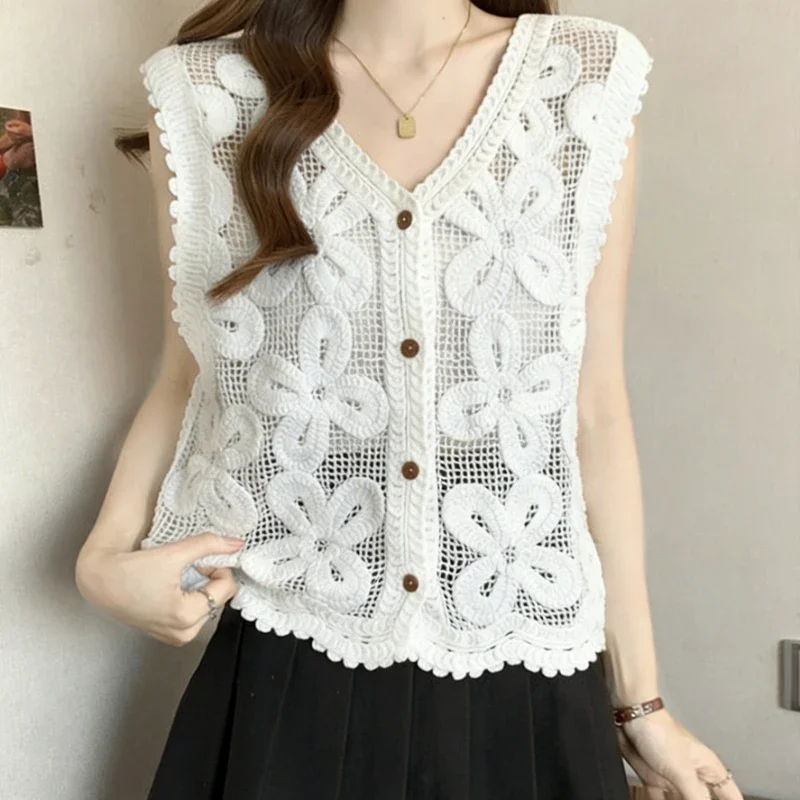 Sleeveless Crochet Floral Lace Vest Cardigan Sheer Open-knit Button Down Blouse Summer Beach Cover-up Vacation Outfit
Sleeveless Crochet Floral Lace Vest Cardigan Sheer Open-knit Button Down Blouse Summer Beach Cover-up Vacation Outfit
