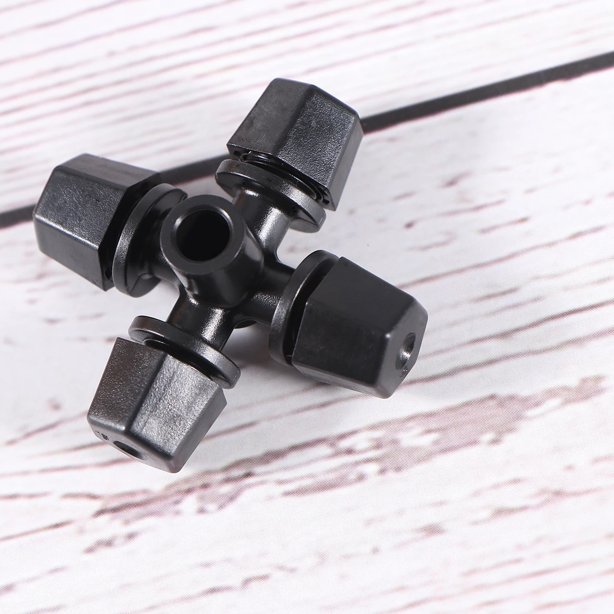 20Pc Flat Mouth Four Way Atomizing Nozzle Garden Sprinkler Water Control Nozzle Plant Self Priming Nozzle Drip Irrigation System
20Pc Flat Mouth Four Way Atomizing Nozzle Garden Sprinkler Water Control Nozzle Plant Self Priming Nozzle Drip Irrigation System