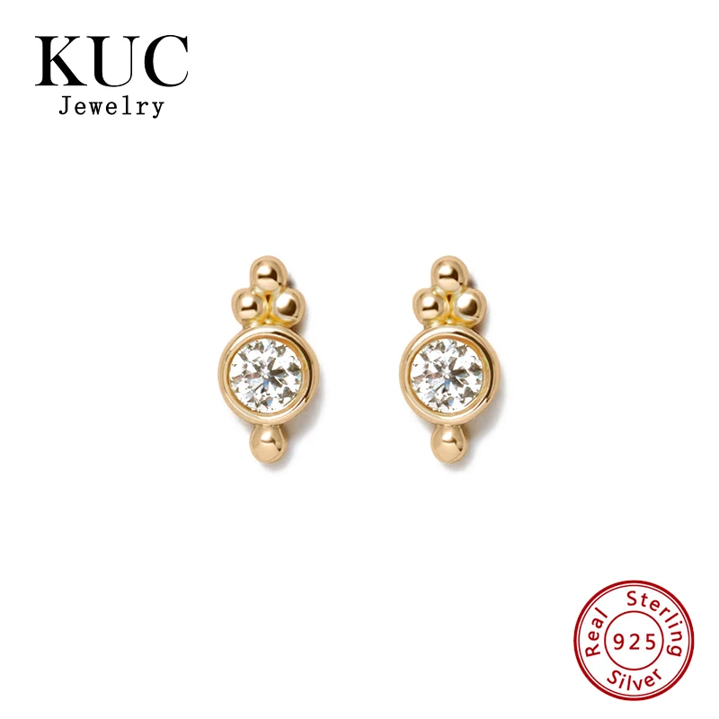 Minimalist Korean Designer 18k Gold Plated Round Zircon 925 Sterling Silver Stud Earring Fashion Fine Jewelry Earrings
Minimalist Korean Designer 18k Gold Plated Round Zircon 925 Sterling Silver Stud Earring Fashion Fine Jewelry Earrings