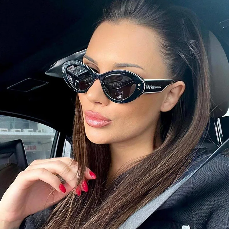 Овальные солнцезащитные очки со звездами и кошачьими глазами, женские персонализированные ретро солнцезащитные очки средней длины UV400, модные модные очки для уличной фотографии 
Овальные солнцезащитные очки со звездами и кошачьими глазами, женские персонализированные ретро солнцезащитные очки средней длины UV400, модные модные очки для уличной фотографии