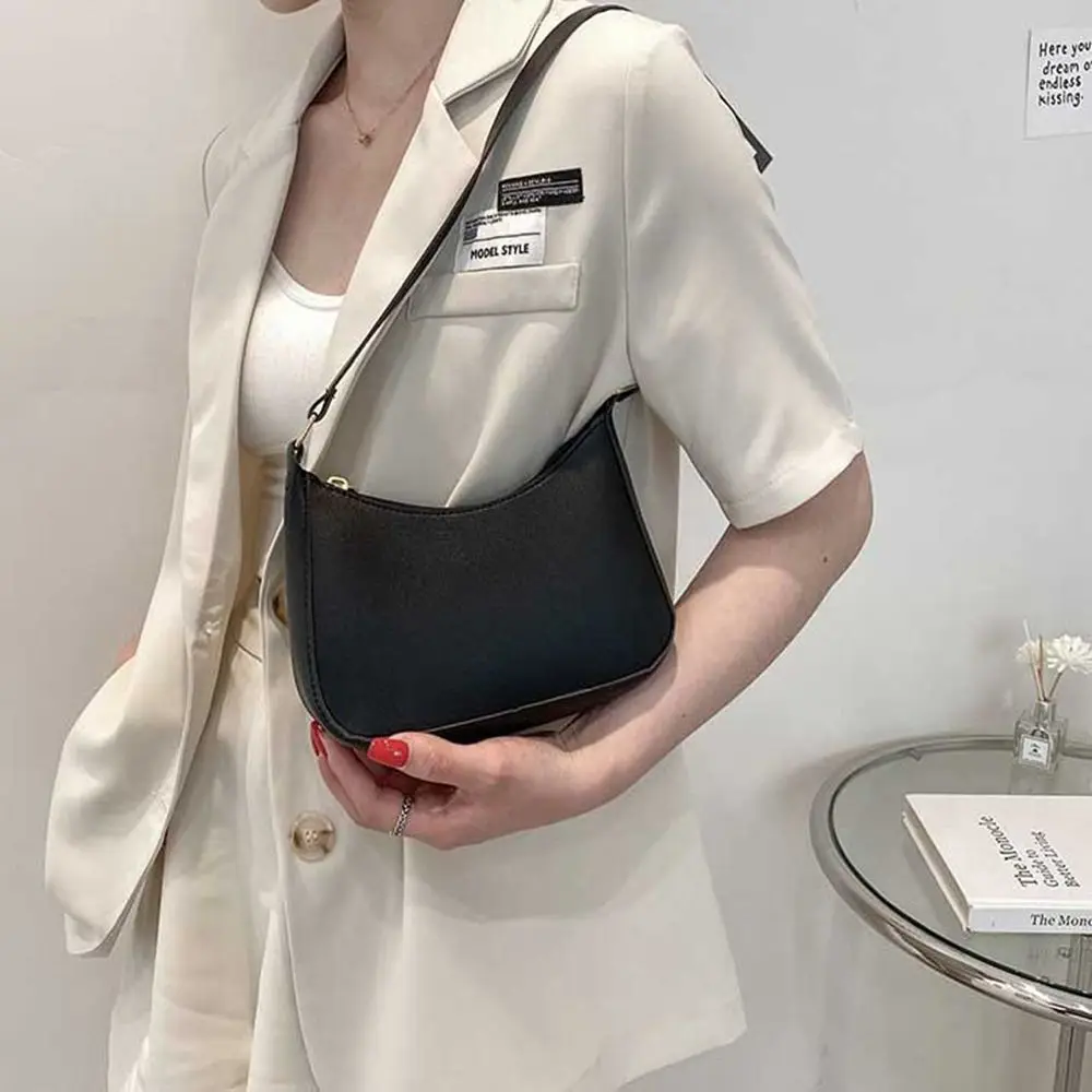 Underarm Bag Mobile Phone Bag Coin Purse Shoulder Pouch PU Leather Handbag Small Square Bag Women Shoulder Bag Female Handbag
Underarm Bag Mobile Phone Bag Coin Purse Shoulder Pouch PU Leather Handbag Small Square Bag Women Shoulder Bag Female Handbag