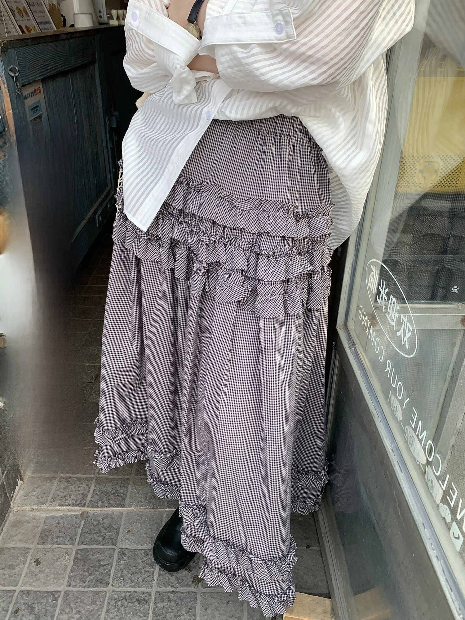 Artistic Vintage Style Layered A-Line Midi Skirt with Earlet Lace Trim High Waist Cotton Blend Full Body Skirt for Women
Artistic Vintage Style Layered A-Line Midi Skirt with Earlet Lace Trim High Waist Cotton Blend Full Body Skirt for Women