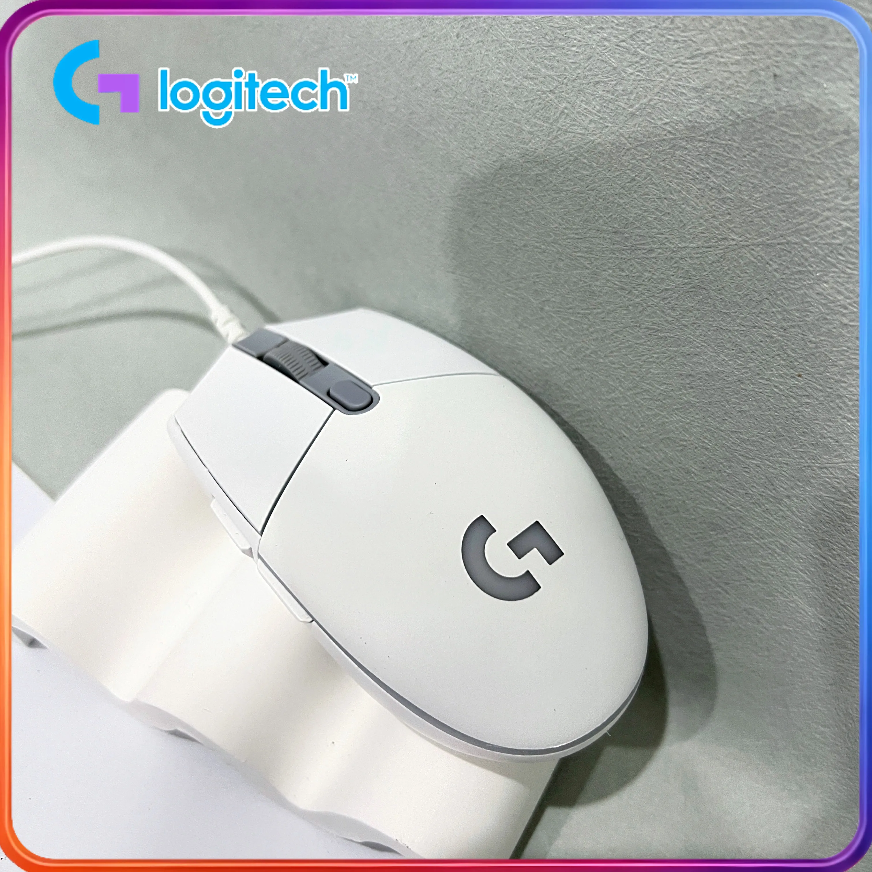 Logitech G102/G203 LightSync Mouse: High-Precision DPI, Ideal for Beginner Gaming Players
Logitech G102/G203 LightSync Mouse: High-Precision DPI, Ideal for Beginner Gaming Players