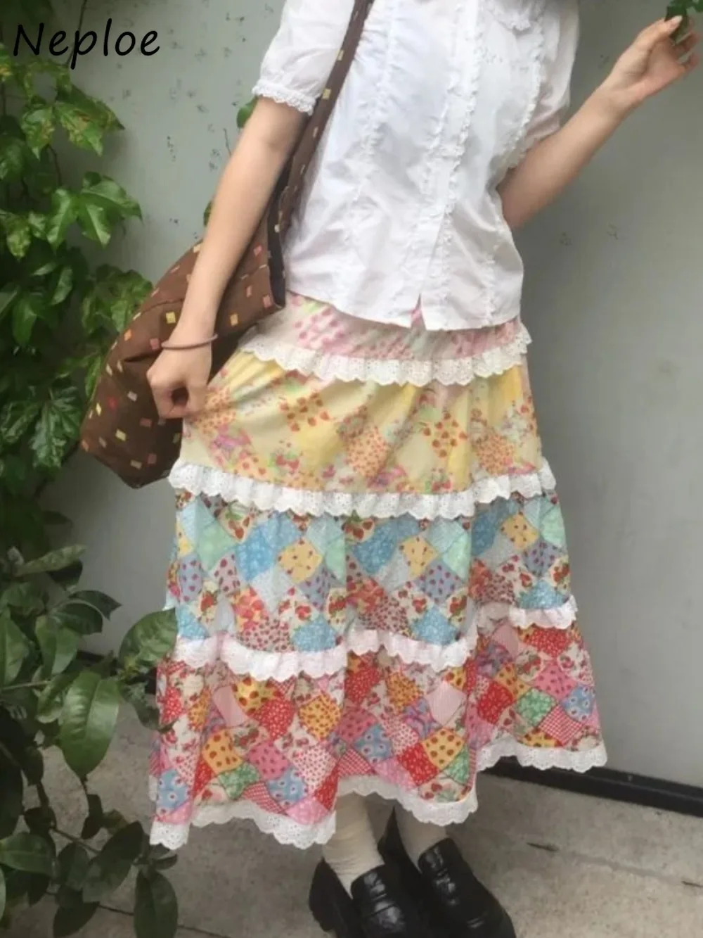 Neploe Vintage Patchwork Plaid Summer Skirt Lace Casual Slim Cake Ball Gown Women Skirts Literary Fresh High Street Mujer Falda
Neploe Vintage Patchwork Plaid Summer Skirt Lace Casual Slim Cake Ball Gown Women Skirts Literary Fresh High Street Mujer Falda