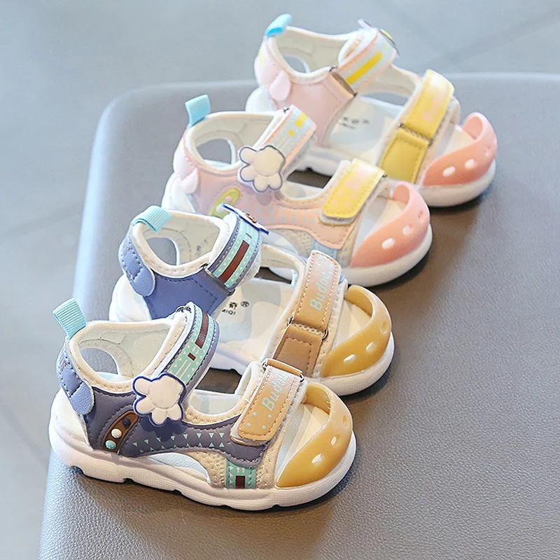 New Sandals Summer Comfort Versatile Kid Shoe Sweet Exquisite Cute Girls Shoes Anti Slip Soft Simple Princess Shoes Sandalias
New Sandals Summer Comfort Versatile Kid Shoe Sweet Exquisite Cute Girls Shoes Anti Slip Soft Simple Princess Shoes Sandalias