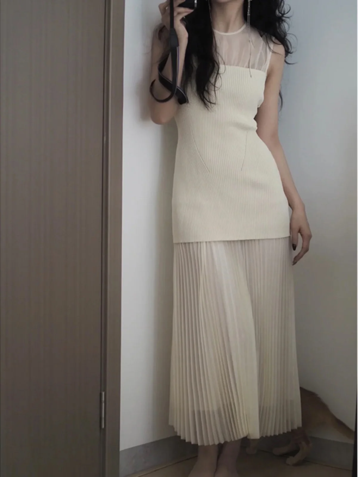 Вязаный топ-бюстье Dr Slim Fit, длинный летний, простой, элегантный, имитация двух частей, А-силуэт, на молнии
Вязаный топ-бюстье Dr Slim Fit, длинный летний, простой, элегантный, имитация двух частей, А-силуэт, на молнии