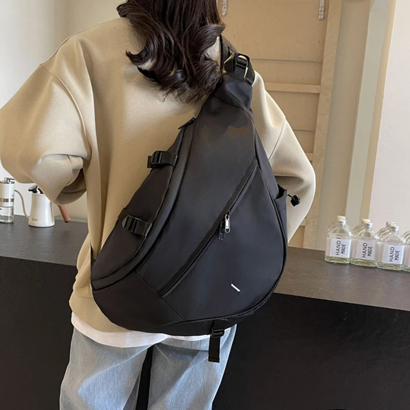 1pcs Large Capacity Men's Chest Pack Casual Hip Hop Travel Unisex Crossbody Bag High Quality Nylon Storage Shoulder Bag
1pcs Large Capacity Men's Chest Pack Casual Hip Hop Travel Unisex Crossbody Bag High Quality Nylon Storage Shoulder Bag