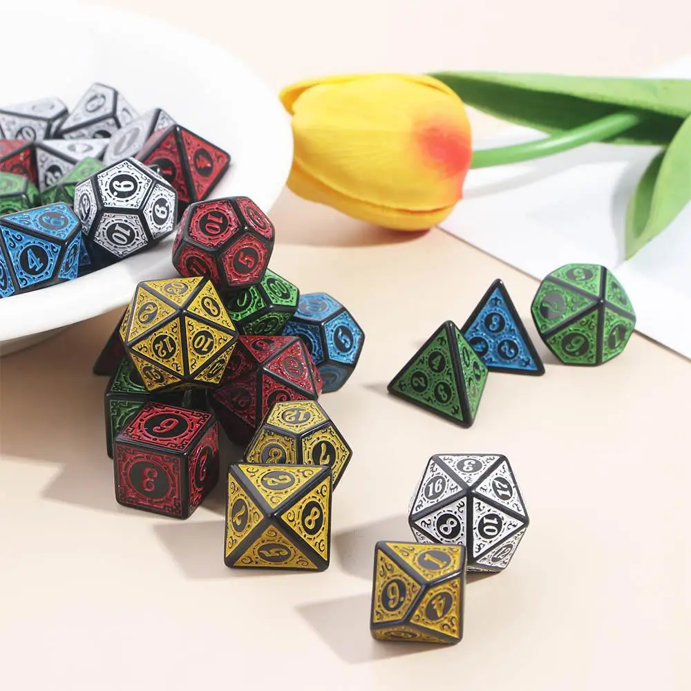 Игры Семейная вечеринка Игровые игры Настольные игры с номером Игрушки 7 шт. Набор кубиков Многогранные кубики Игровые кости Набор кубиков с резным узором
Игры Семейная вечеринка Игровые игры Настольные игры с номером Игрушки 7 шт. Набор кубиков Многогранные кубики Игровые кости Набор кубиков с резным узором