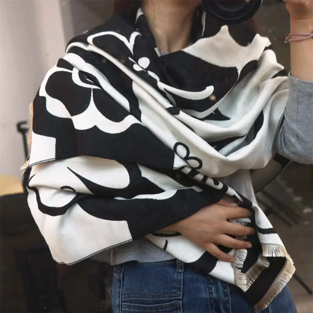 Camellia Printed Scarf Flower Black White Winter Cashmere Scarves Korean Style Scarves Thick blanket Large Wool Shawl
Camellia Printed Scarf Flower Black White Winter Cashmere Scarves Korean Style Scarves Thick blanket Large Wool Shawl