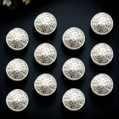30Pcs 20Mm Silver Metal Buttons Hollow Out Fashion Sewing Fasteners for T Shirts Windbreakers Down Jackets Shoes DIY Decorative
30Pcs 20Mm Silver Metal Buttons Hollow Out Fashion Sewing Fasteners for T Shirts Windbreakers Down Jackets Shoes DIY Decorative