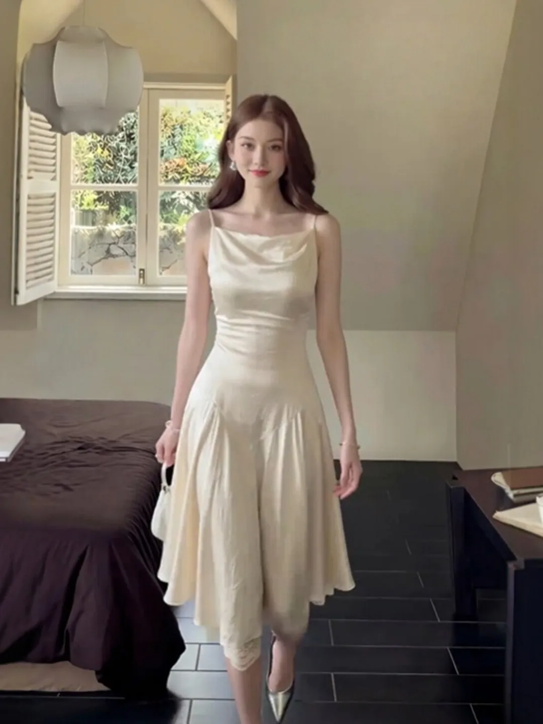 Elegant Acetate Satin Strap Dress Waist Cinched Summer City Commute Casual Wear Long Skirt City Walk Daily Shopping Party
Elegant Acetate Satin Strap Dress Waist Cinched Summer City Commute Casual Wear Long Skirt City Walk Daily Shopping Party