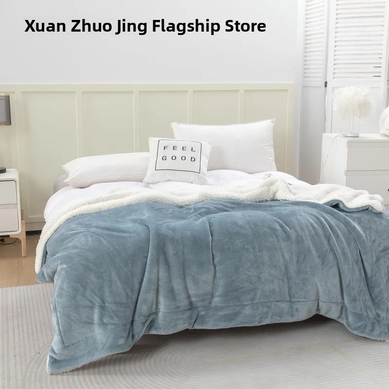 Утолщенное двухслойное одеяло из кораллового флиса, композитное из овечьего вельвета, однотонное, теплое зимнее, из полиэфирного волокна, в простом стиле, для дома.
Утолщенное двухслойное одеяло из кораллового флиса, композитное из овечьего вельвета, однотонное, теплое зимнее, из полиэфирного волокна, в простом стиле, для дома.