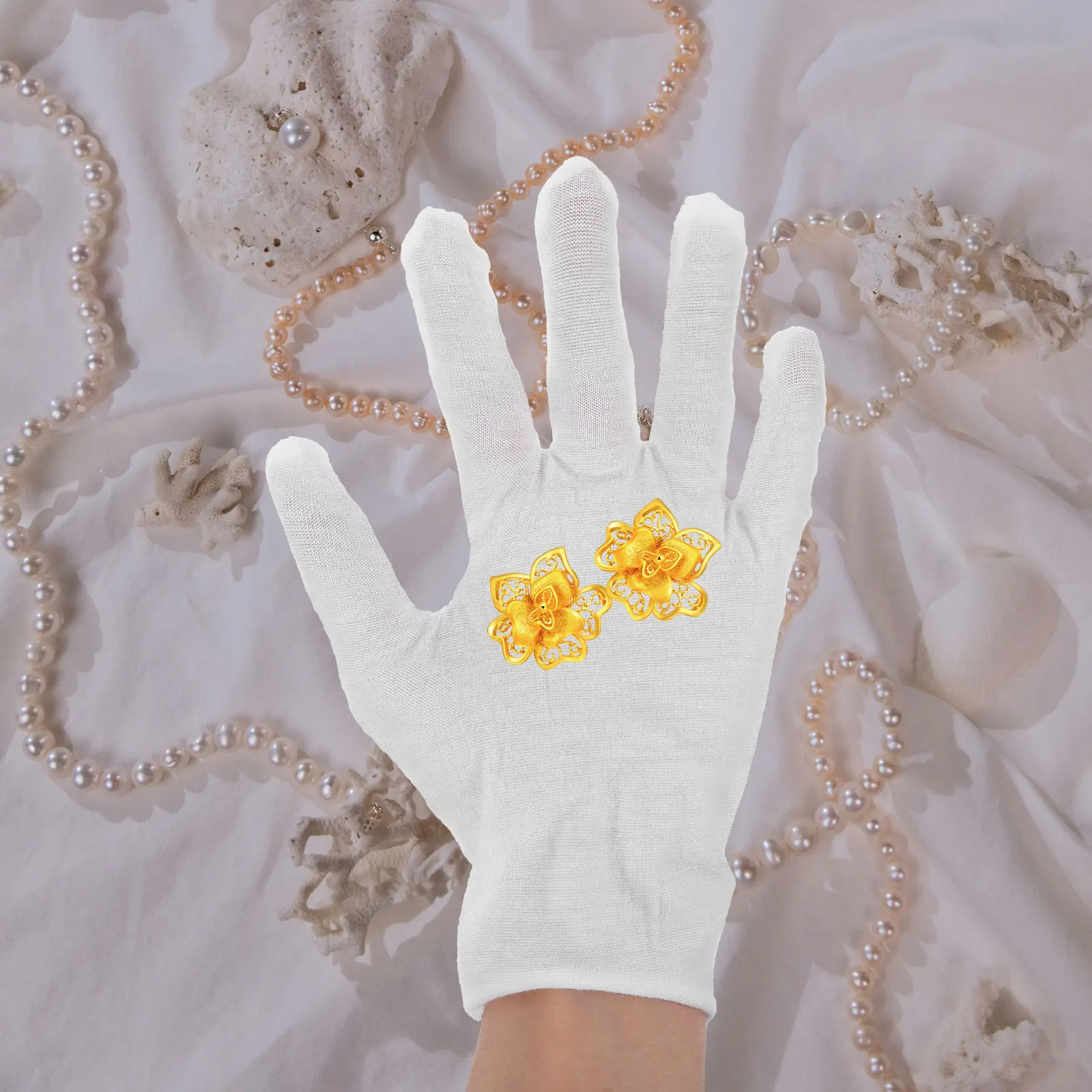 12 Pairs White Medium Thickness Cotton Gloves Comfortable Sweat Resistant Etiquette Gloves for Jewelry Banquet Industrial Labor
12 Pairs White Medium Thickness Cotton Gloves Comfortable Sweat Resistant Etiquette Gloves for Jewelry Banquet Industrial Labor