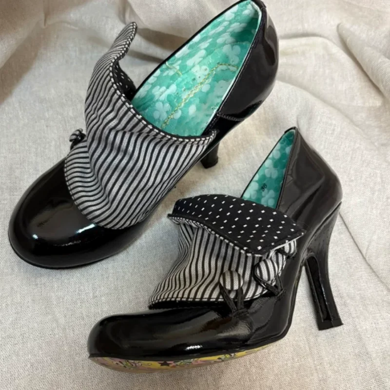 Button Shoes for Womens Round Toes High Heels Stitching Ladies Pumps Sewing Lines Tacones Patent Leather Zapatos Mujer Shallow
Button Shoes for Womens Round Toes High Heels Stitching Ladies Pumps Sewing Lines Tacones Patent Leather Zapatos Mujer Shallow