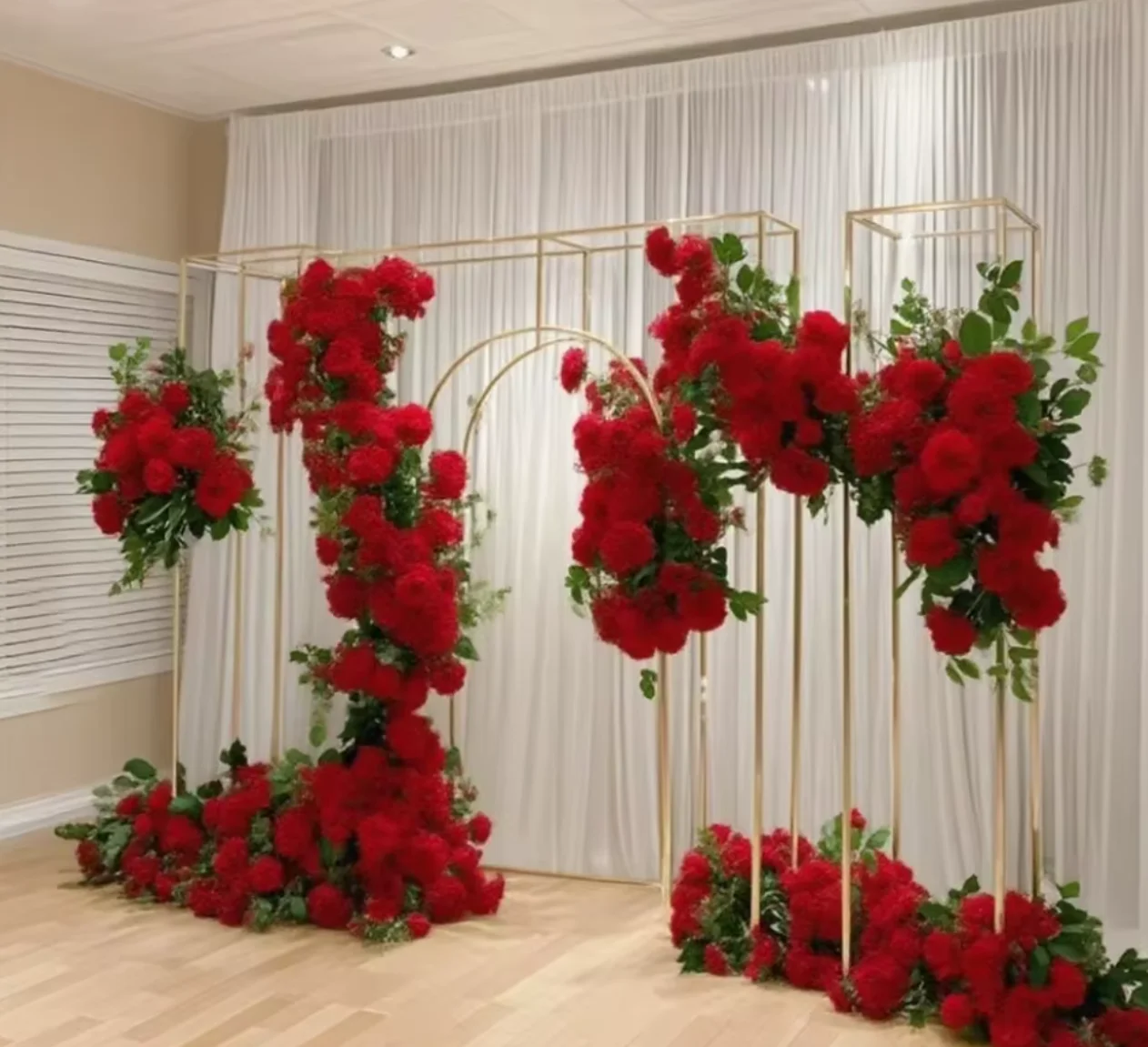 3pcs Elegant Metal Wedding Arch stand Gilded gold Screen Framewocrk for Outdoor Stage Decoration Flower Stand Party Background
3pcs Elegant Metal Wedding Arch stand Gilded gold Screen Framewocrk for Outdoor Stage Decoration Flower Stand Party Background