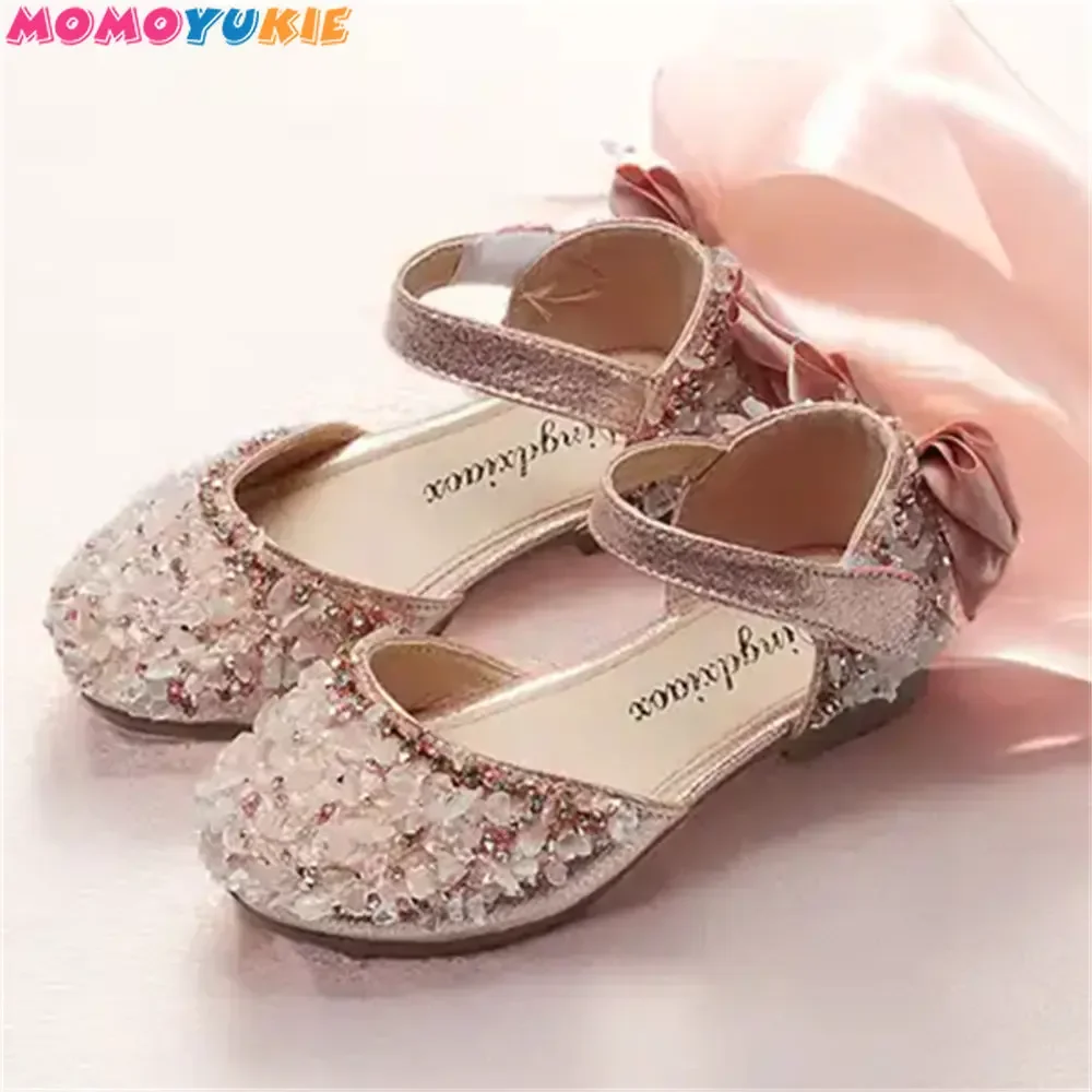 New Korean Children Princess Sandals Sequins Bow Girls Casual Dance Shoes Flat Sandals Kids Leather Shoes Girls Wedding Shoes
New Korean Children Princess Sandals Sequins Bow Girls Casual Dance Shoes Flat Sandals Kids Leather Shoes Girls Wedding Shoes