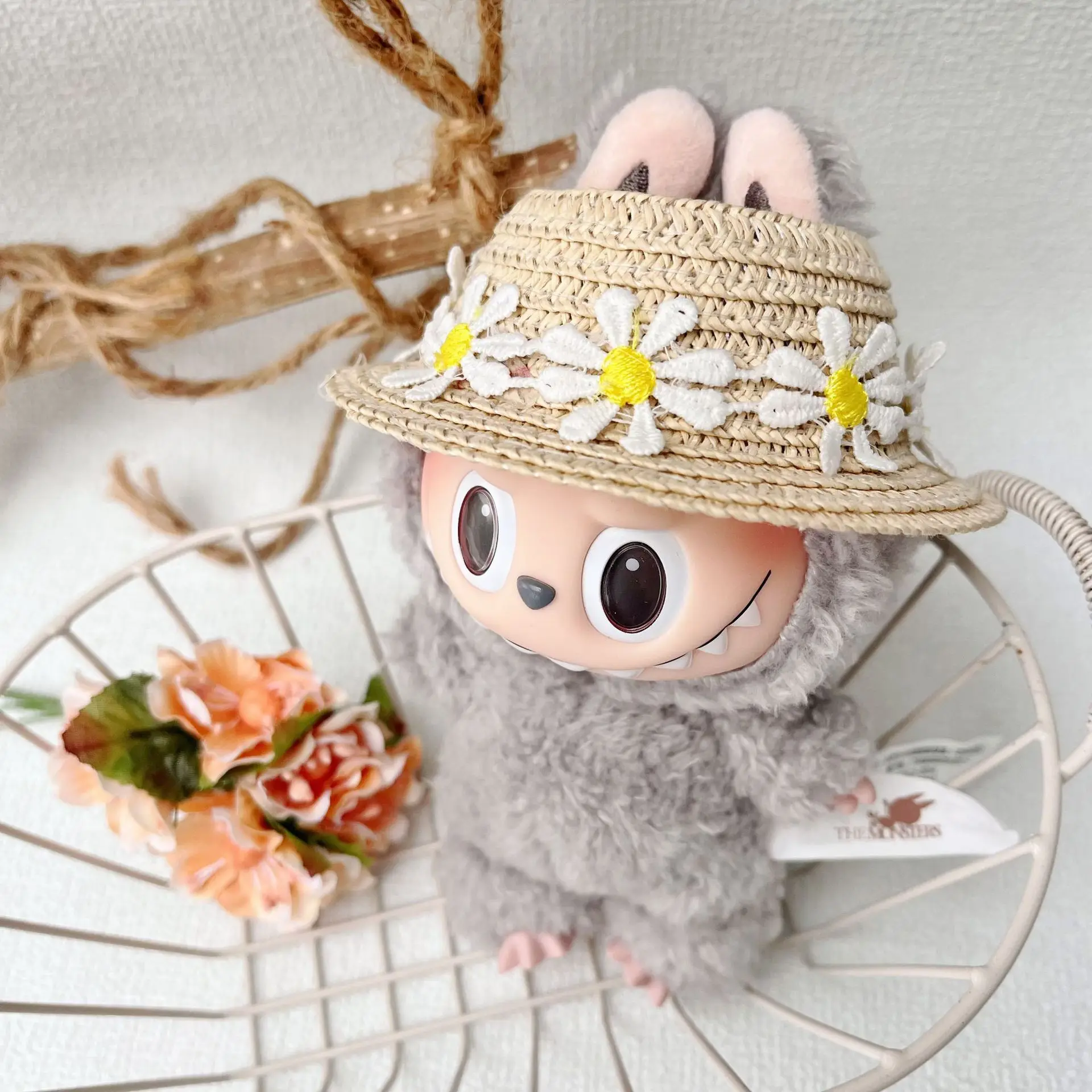 Hat For Labubu Daisy Decorated Straw Sun Hat Open - Top Design For Ear - Exposing Suitable For 15 Cm 17 Cm 1st To 3rd Gen
Hat For Labubu Daisy Decorated Straw Sun Hat Open - Top Design For Ear - Exposing Suitable For 15 Cm 17 Cm 1st To 3rd Gen