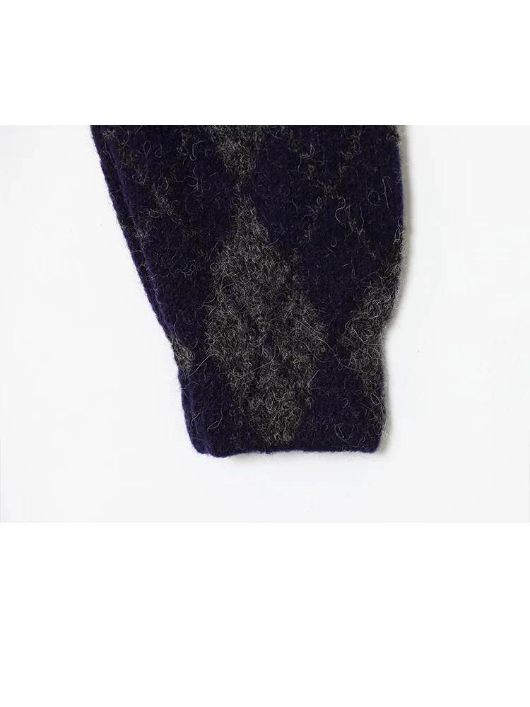 HH Women's Autumn Winter Knitted Rhombic Plaid Cardigan Turndown Collar Long-Sleeved Loose Outerwear Warm Zipper Jacket Top
HH Women's Autumn Winter Knitted Rhombic Plaid Cardigan Turndown Collar Long-Sleeved Loose Outerwear Warm Zipper Jacket Top