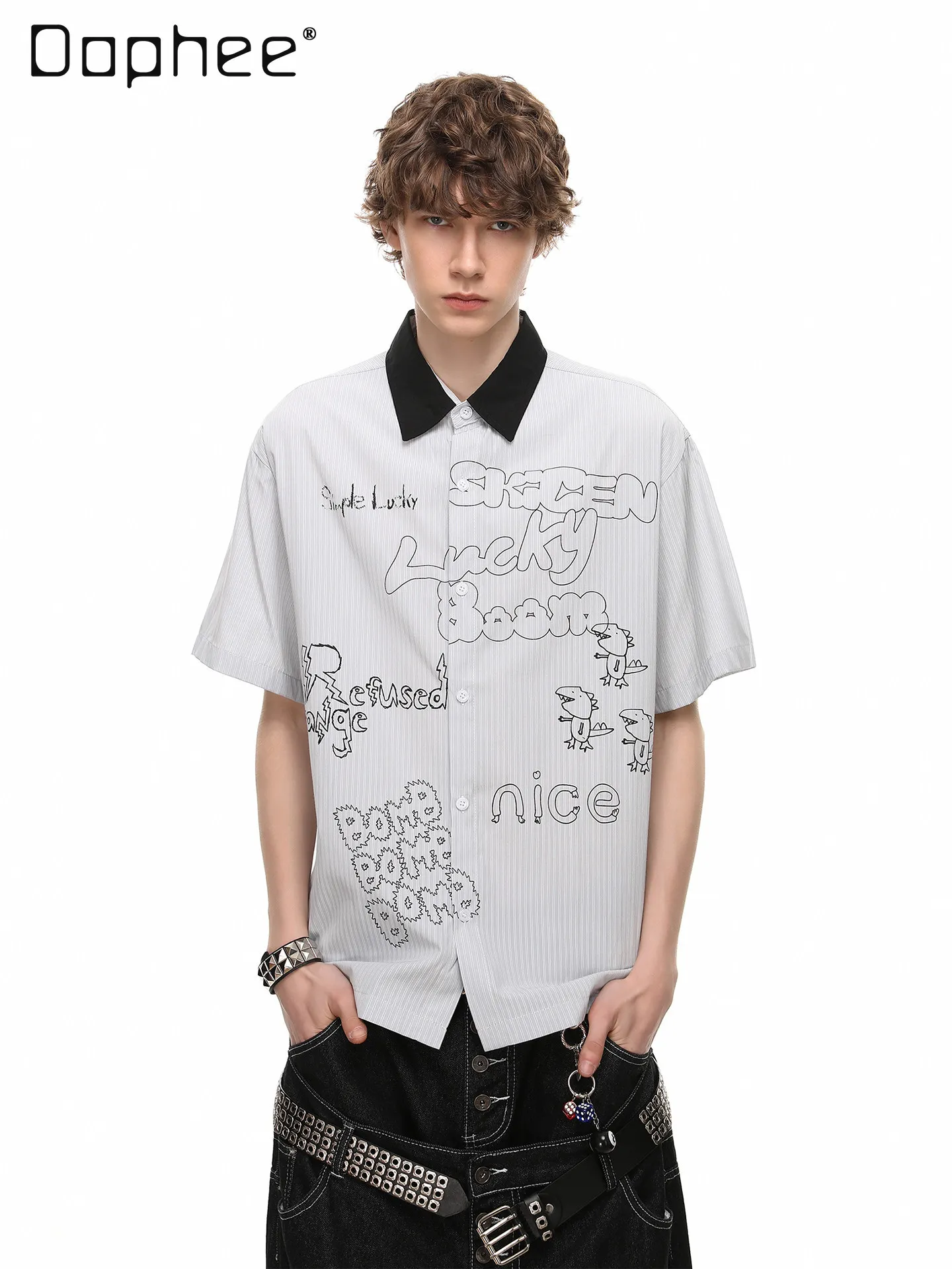Men's Summer New American Cartoon Letter Print Striped Short Sleeve White Shirt Loose Casual Streetwear Turn-down Collar Blouse
Men's Summer New American Cartoon Letter Print Striped Short Sleeve White Shirt Loose Casual Streetwear Turn-down Collar Blouse